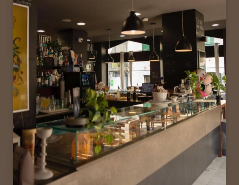 negozio in vendita a Monza