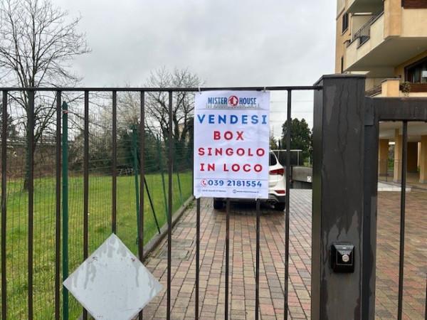 negozio in vendita a Monza