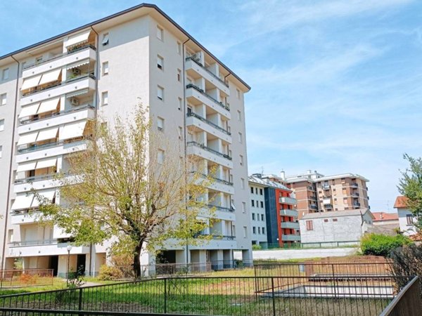 appartamento in vendita a Monza