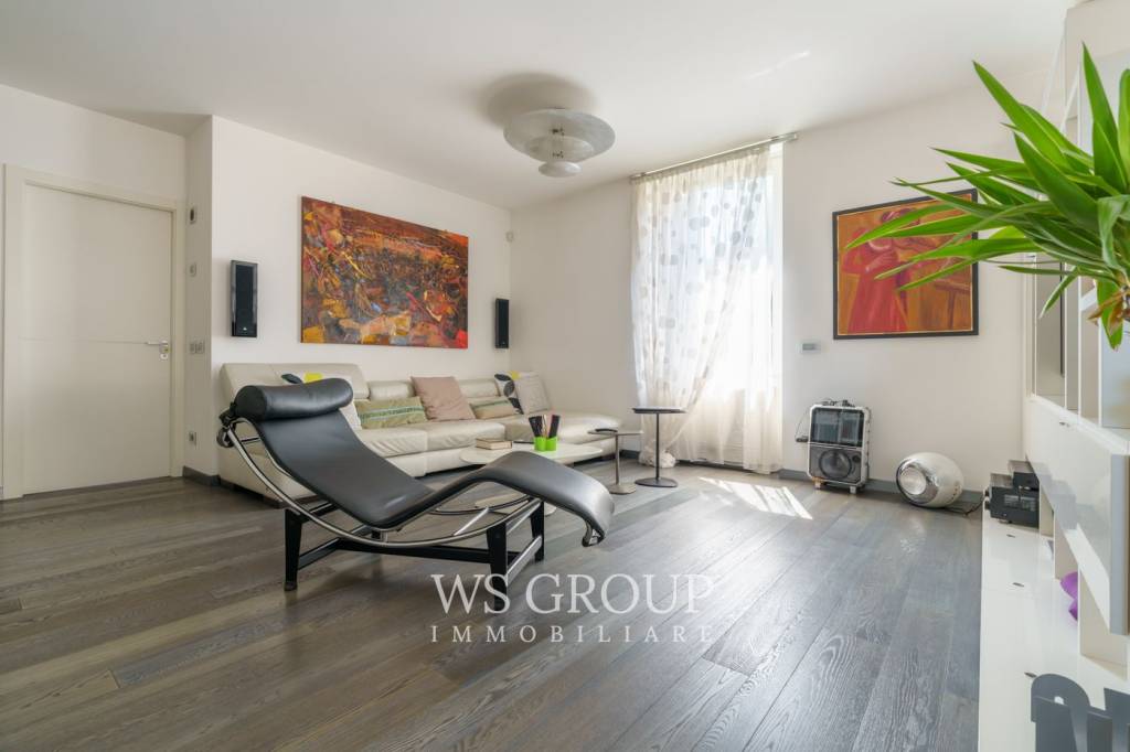 casa indipendente in vendita a Monza in zona Centro Storico