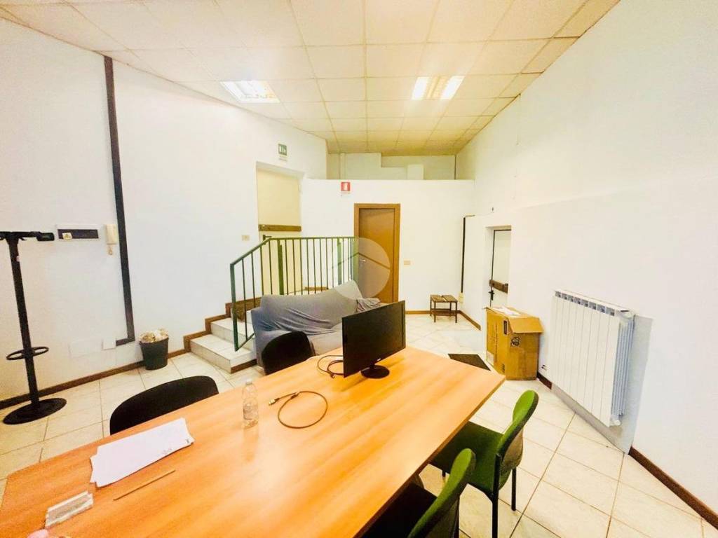 ufficio in vendita a Monza