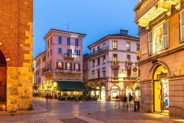 ufficio in vendita a Monza