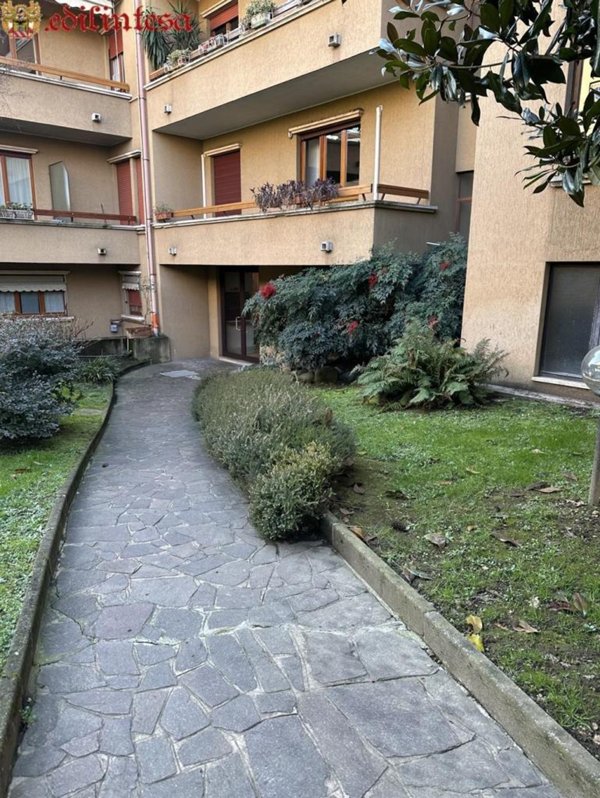 appartamento in vendita a Monza