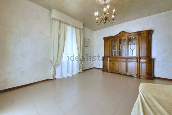 appartamento in vendita a Monza in zona Ospedale San Gerardo