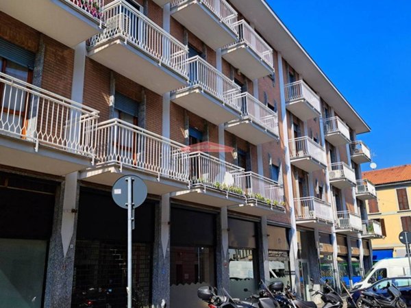 appartamento in vendita a Monza in zona Centro Storico