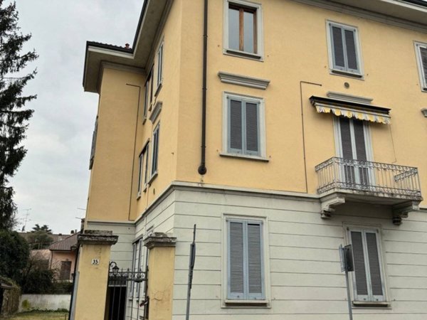 casa indipendente in vendita a Monza