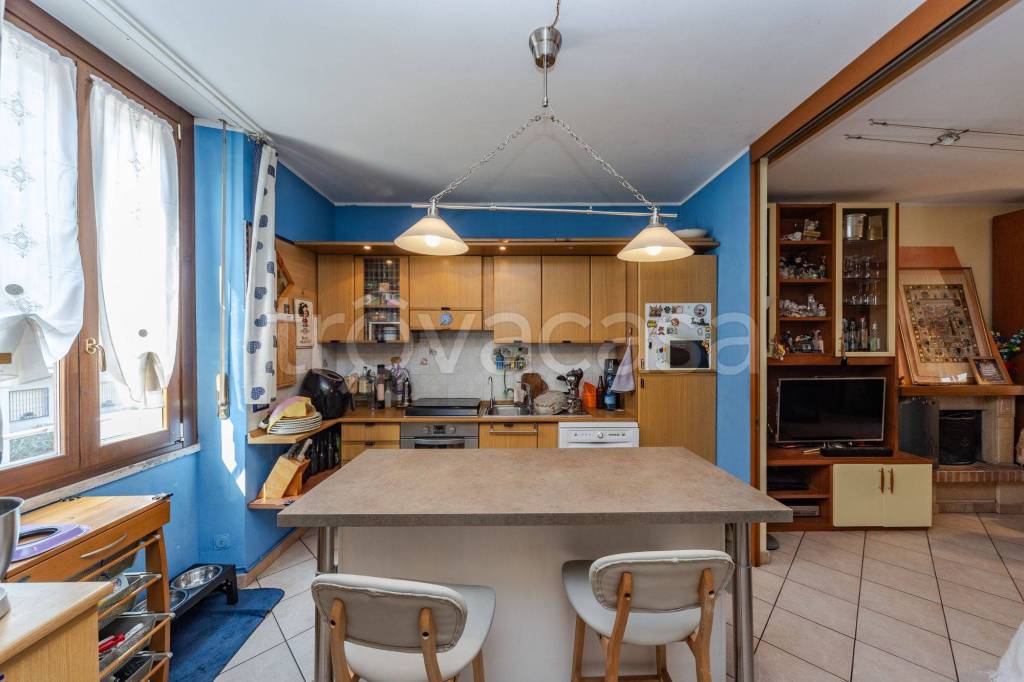 appartamento in vendita a Monza in zona Centro Storico