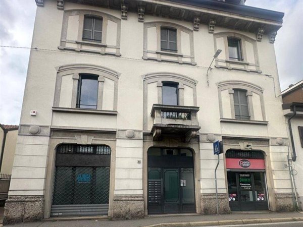 negozio in vendita a Monza
