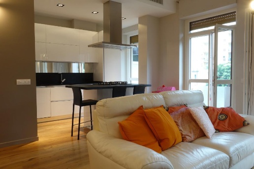 appartamento in vendita a Monza in zona Centro Storico