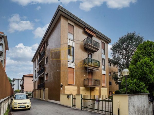 appartamento in vendita a Monza