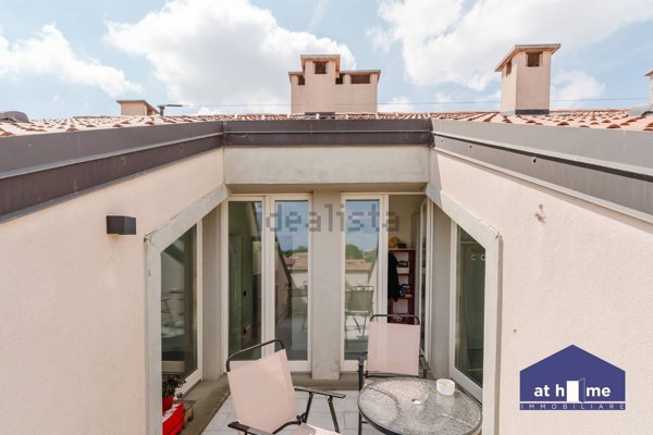 appartamento in vendita a Monza in zona Centro Storico