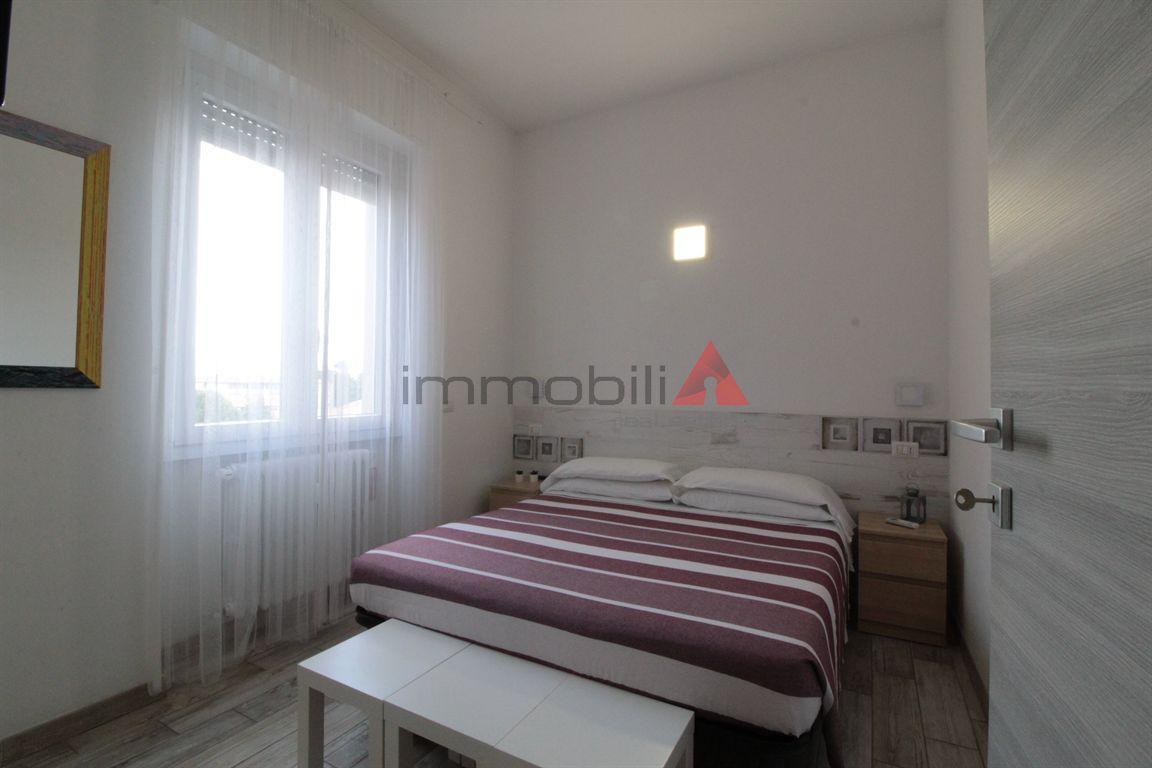 appartamento in vendita a Monza in zona Ospedale San Gerardo