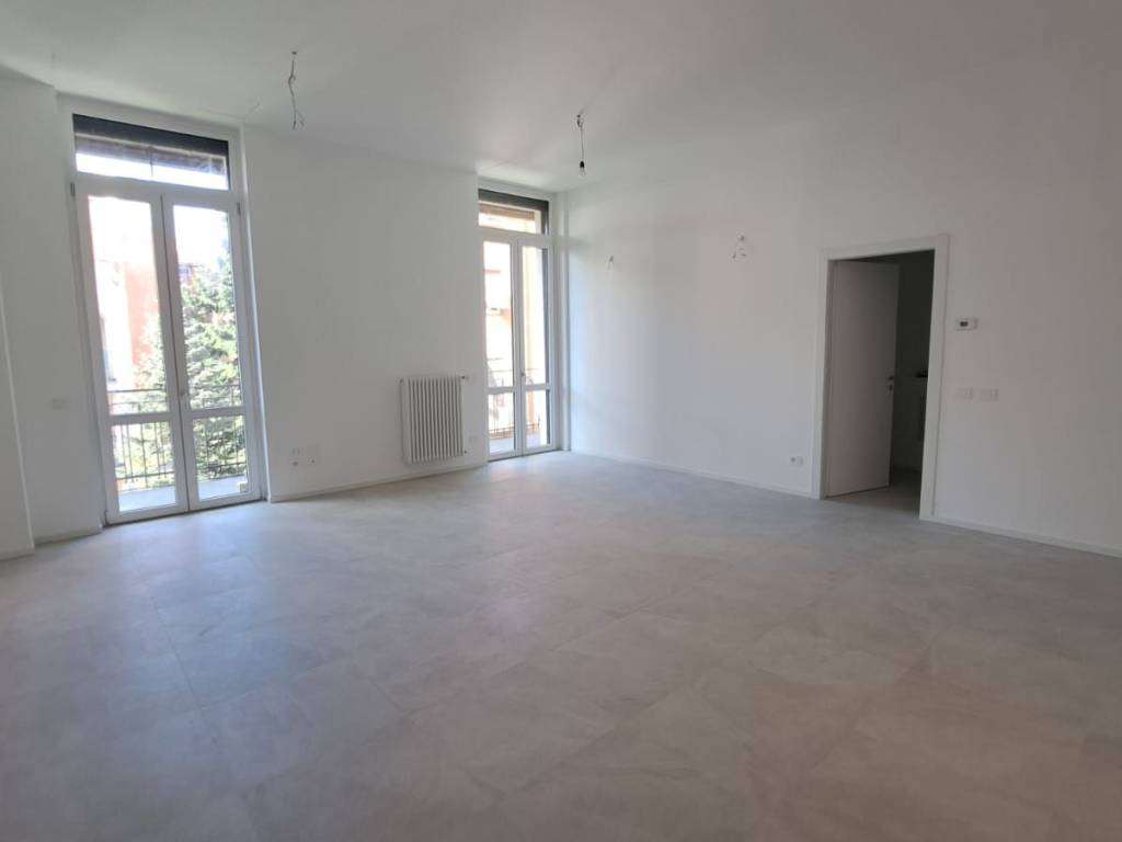 appartamento in vendita a Monza in zona Centro Storico