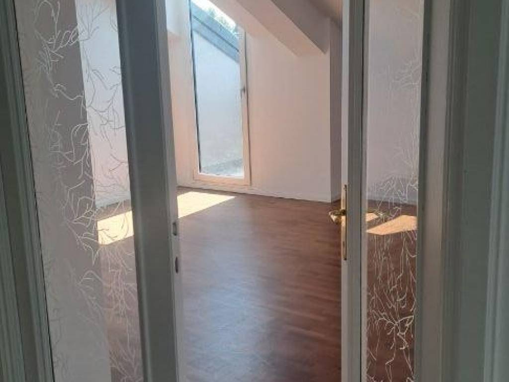appartamento in vendita a Monza in zona Centro Storico