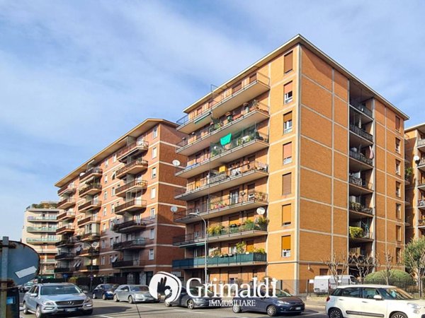 appartamento in vendita a Monza in zona Centro Storico