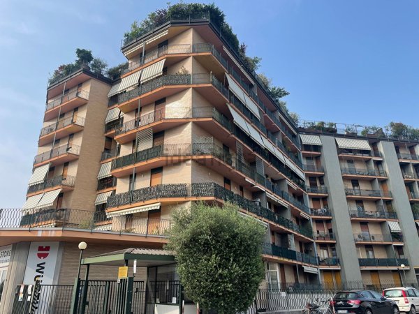 appartamento in vendita a Monza in zona Ospedale San Gerardo