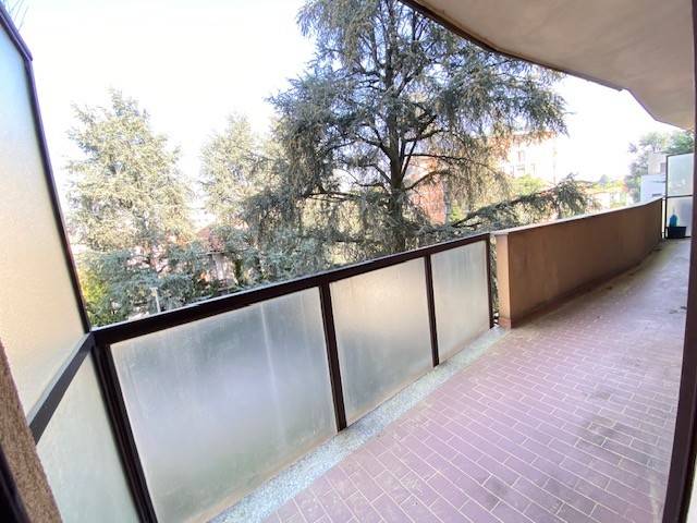appartamento in vendita a Monza in zona Centro Storico