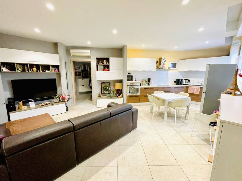 appartamento in vendita a Monza