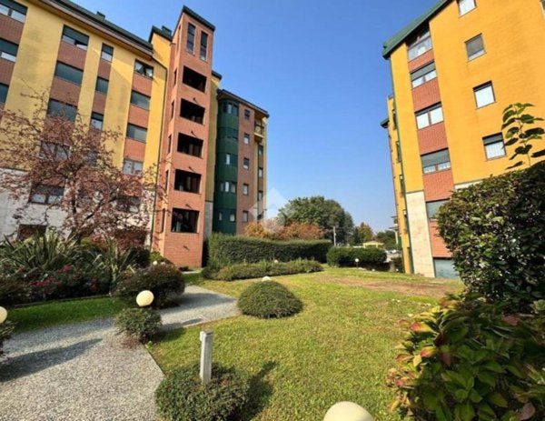 appartamento in vendita a Monza in zona Centro Storico