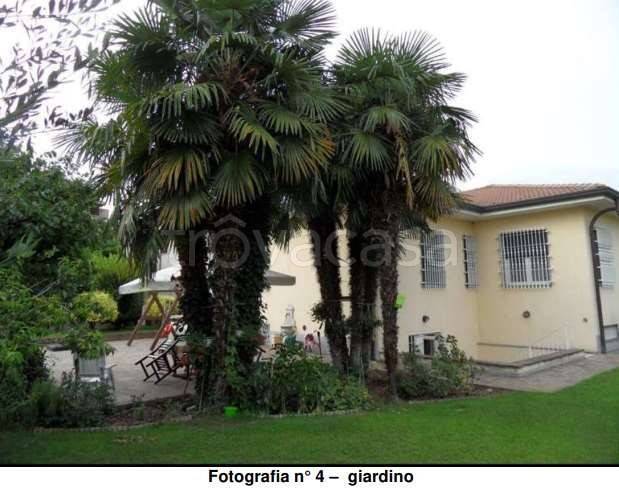 casa indipendente in vendita a Monza