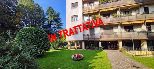 appartamento in vendita a Monza in zona Centro Storico