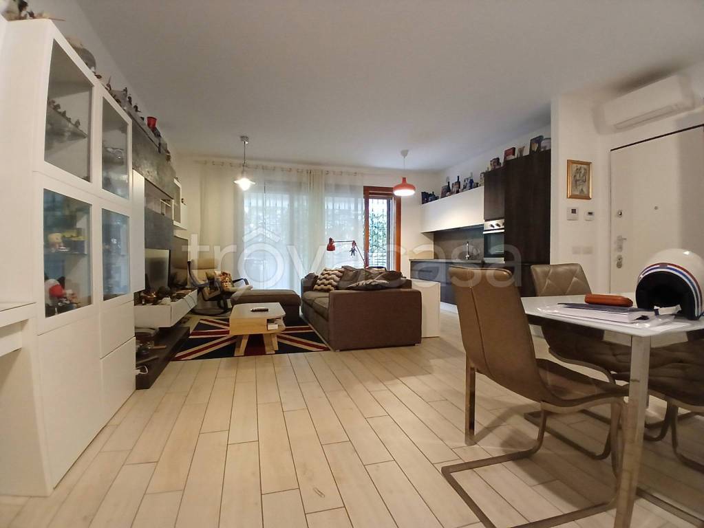 appartamento in vendita a Monza