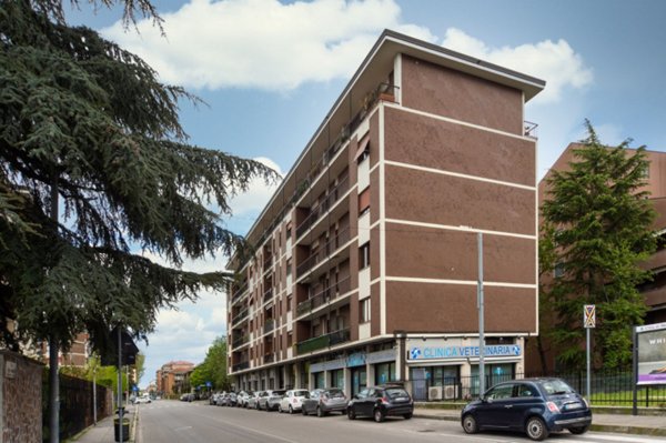 appartamento in vendita a Monza in zona Centro Storico