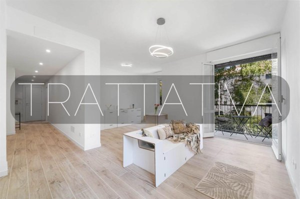 appartamento in vendita a Monza in zona Centro Storico