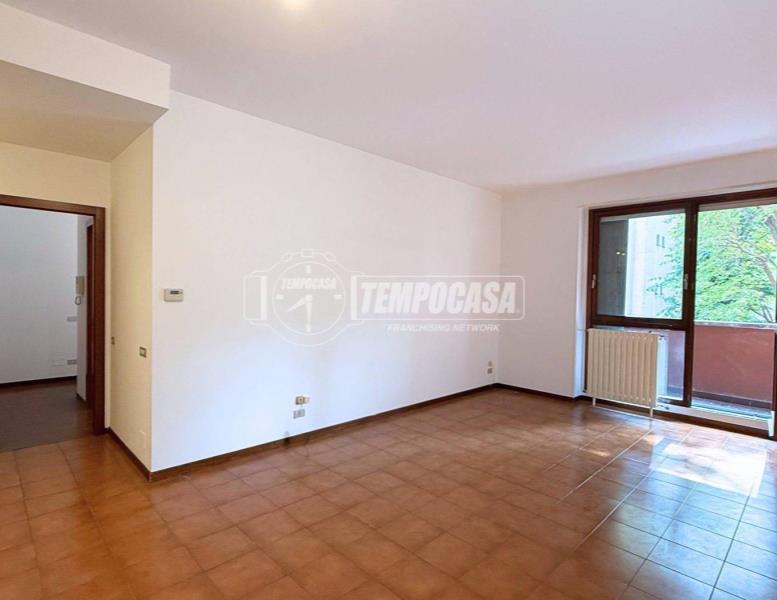 appartamento in vendita a Monza in zona Ospedale San Gerardo