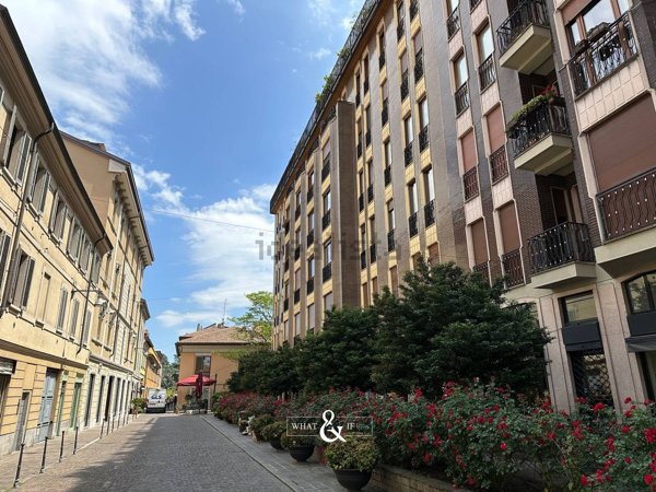 appartamento in vendita a Monza in zona Centro Storico