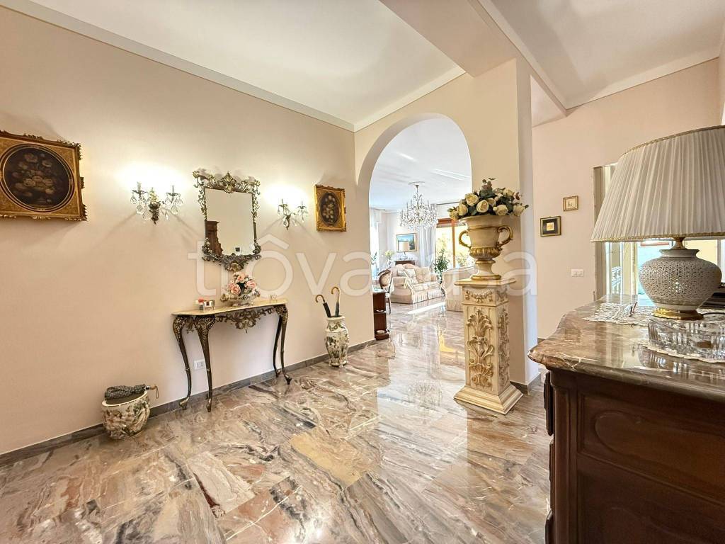 appartamento in vendita a Monza in zona Ospedale San Gerardo