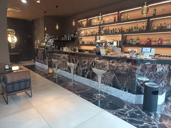 negozio in vendita a Monza