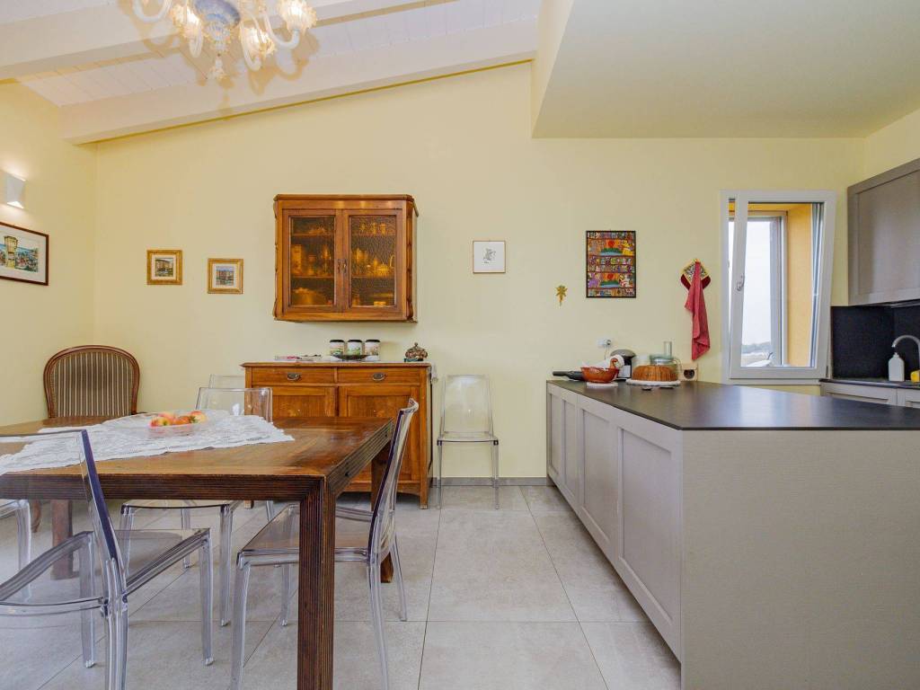 casa indipendente in vendita a Monza