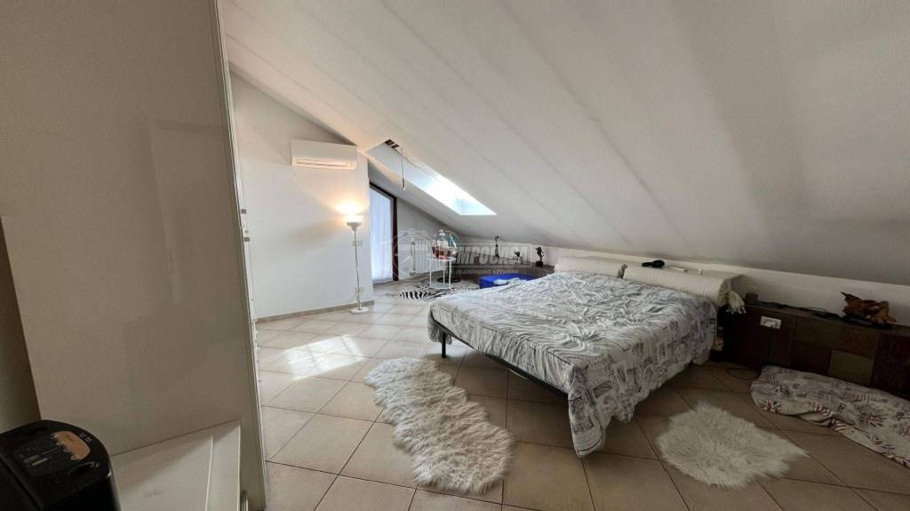 appartamento in vendita a Monza in zona Centro Storico