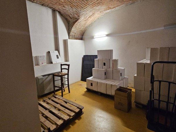 negozio in vendita a Monza