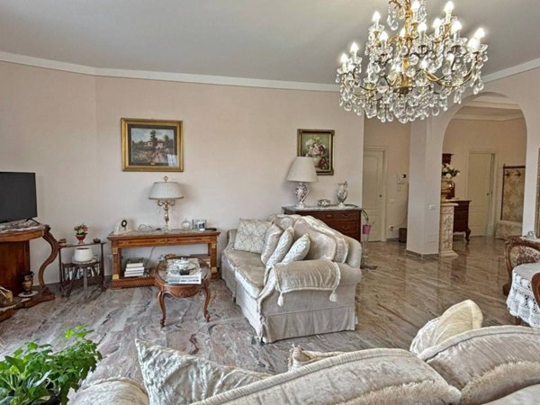 appartamento in vendita a Monza in zona Ospedale San Gerardo