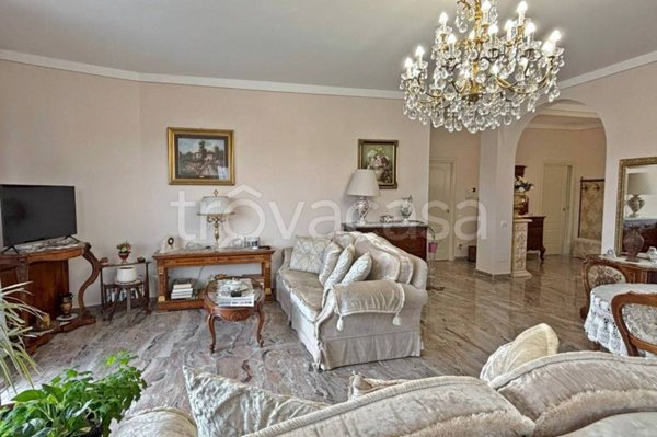 appartamento in vendita a Monza in zona Ospedale San Gerardo