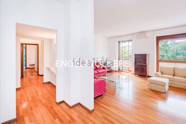 appartamento in vendita a Monza in zona Centro Storico