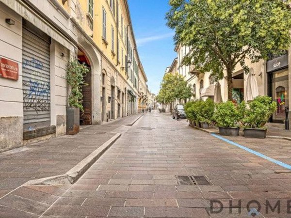 appartamento in vendita a Monza in zona Centro Storico