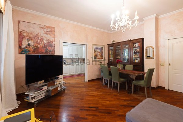 appartamento in vendita a Monza in zona Centro Storico