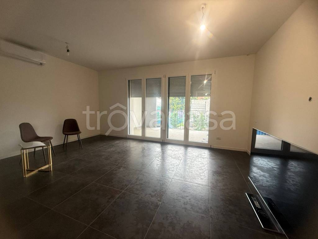 appartamento in vendita a Monza in zona Ospedale San Gerardo