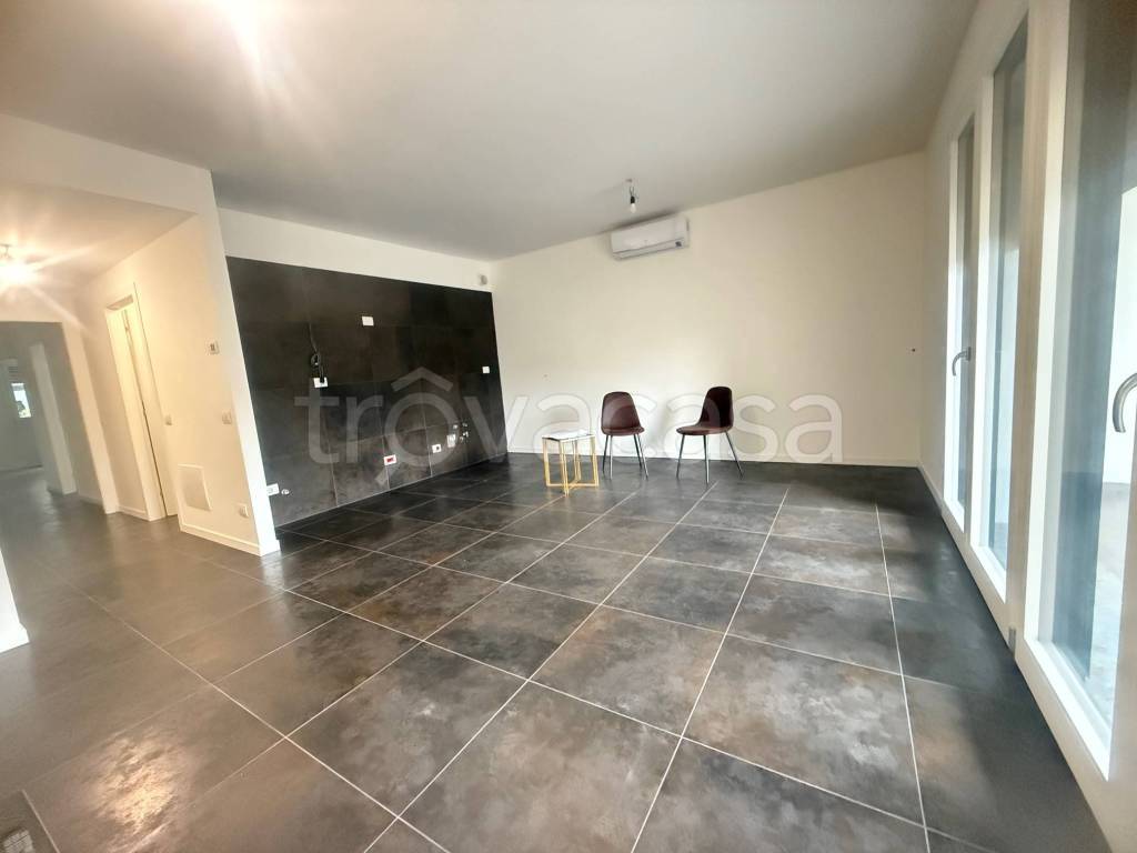 appartamento in vendita a Monza in zona Ospedale San Gerardo