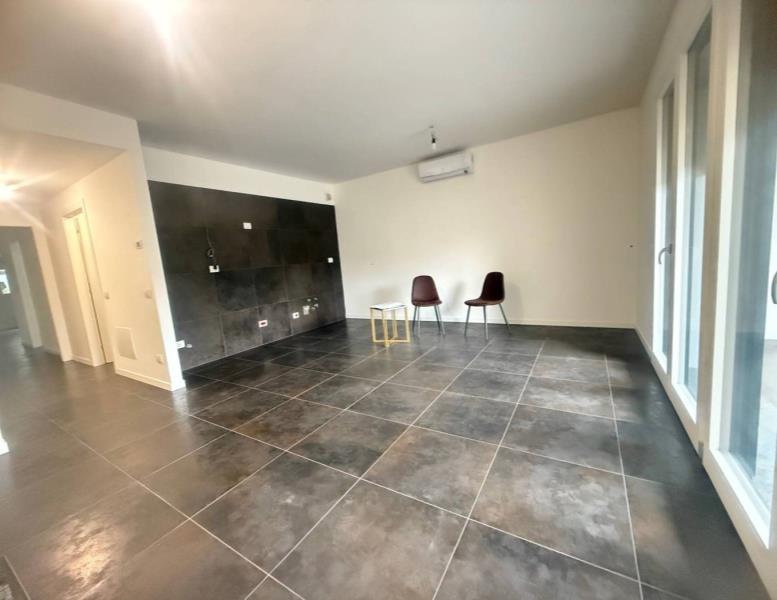 appartamento in vendita a Monza in zona Ospedale San Gerardo