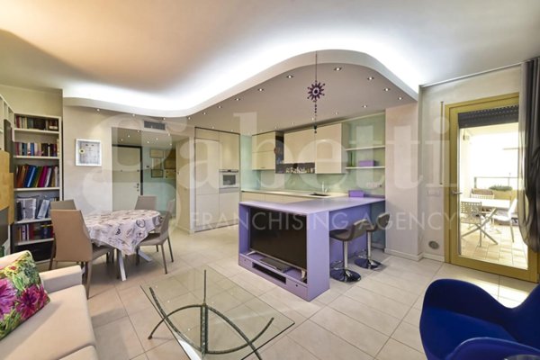 appartamento in vendita a Monza in zona Centro Storico