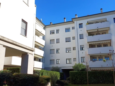 appartamento in vendita a Monza in zona Centro Storico