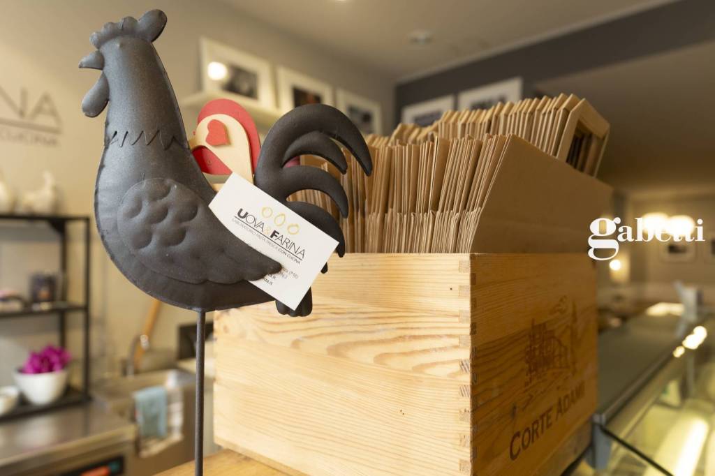 negozio in vendita a Monza in zona Centro Storico