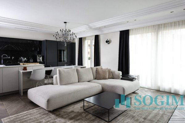 appartamento in vendita a Monza in zona Centro Storico