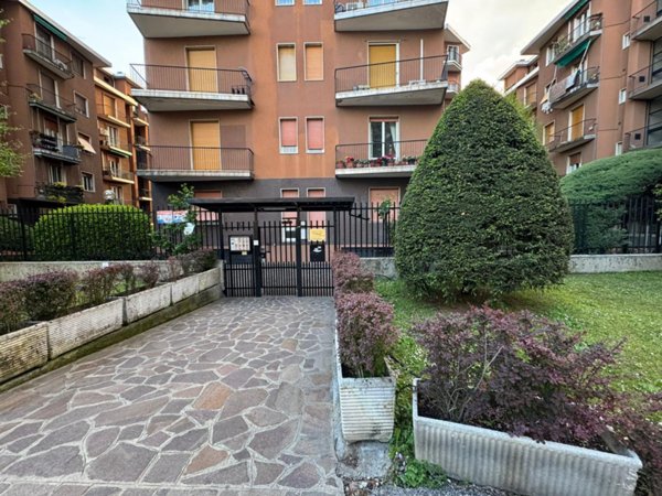 appartamento in vendita a Monza