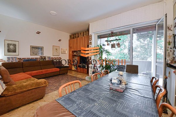 appartamento in vendita a Monza in zona Centro Storico