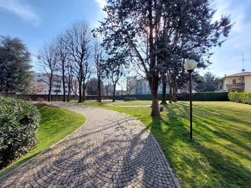 appartamento in vendita a Monza